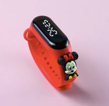 Cargar imagen en el visor de la galería, RELOJES INFANTILES CON DISEÑO DE PERSONAJES DE ANIMACIÓN