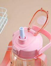 Cargar imagen en el visor de la galería, BOTELLA DE PLÁSTICO CON FIGURA DE OSO