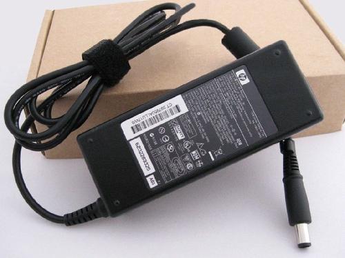 CARGADOR HP 19v A 4.74n PIN CENTRAL 7450