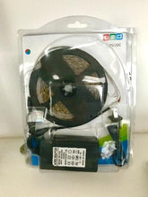 Cargar imagen en el visor de la galería, TIRA DE LUZ LED 12V/DC 3 COLORES ROJO VERDE AZUL 5 METROS YOUNG
