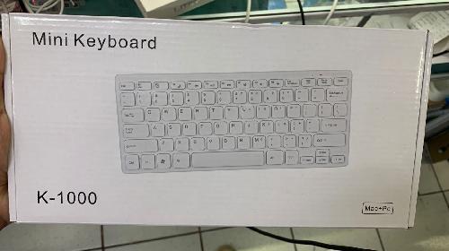 MINI TECLADO ALAMBRICO TIPO MAC K-1000