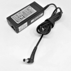 CARGADOR PARA LAPTOP SAMSUNG 14V - 3A PIN CENTRAL