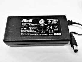ELIMINADOR 12V a 1A -O -1.5A PUNTA TOSHIBA